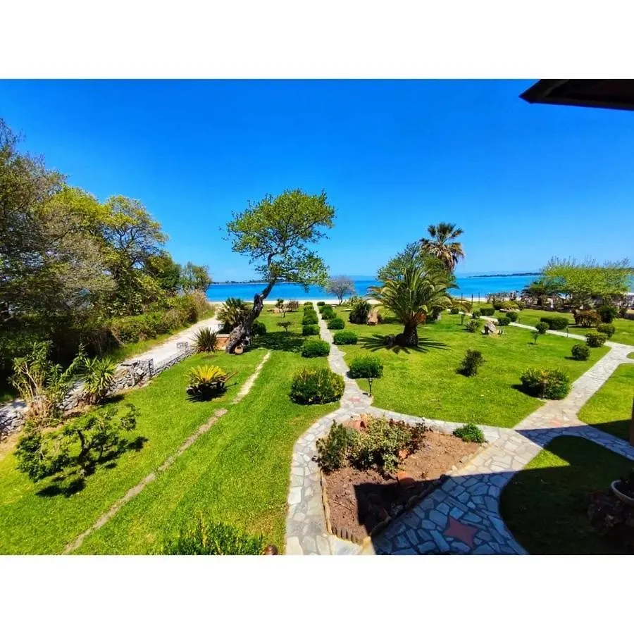 Stamos Apartments And Studios Vourvourou