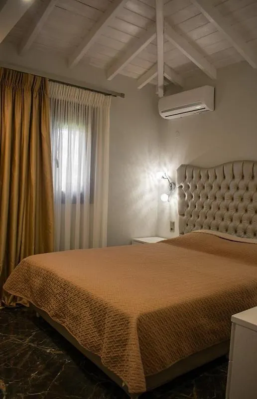 Stamos Apartments And Studios 보우르보우로우 그리스