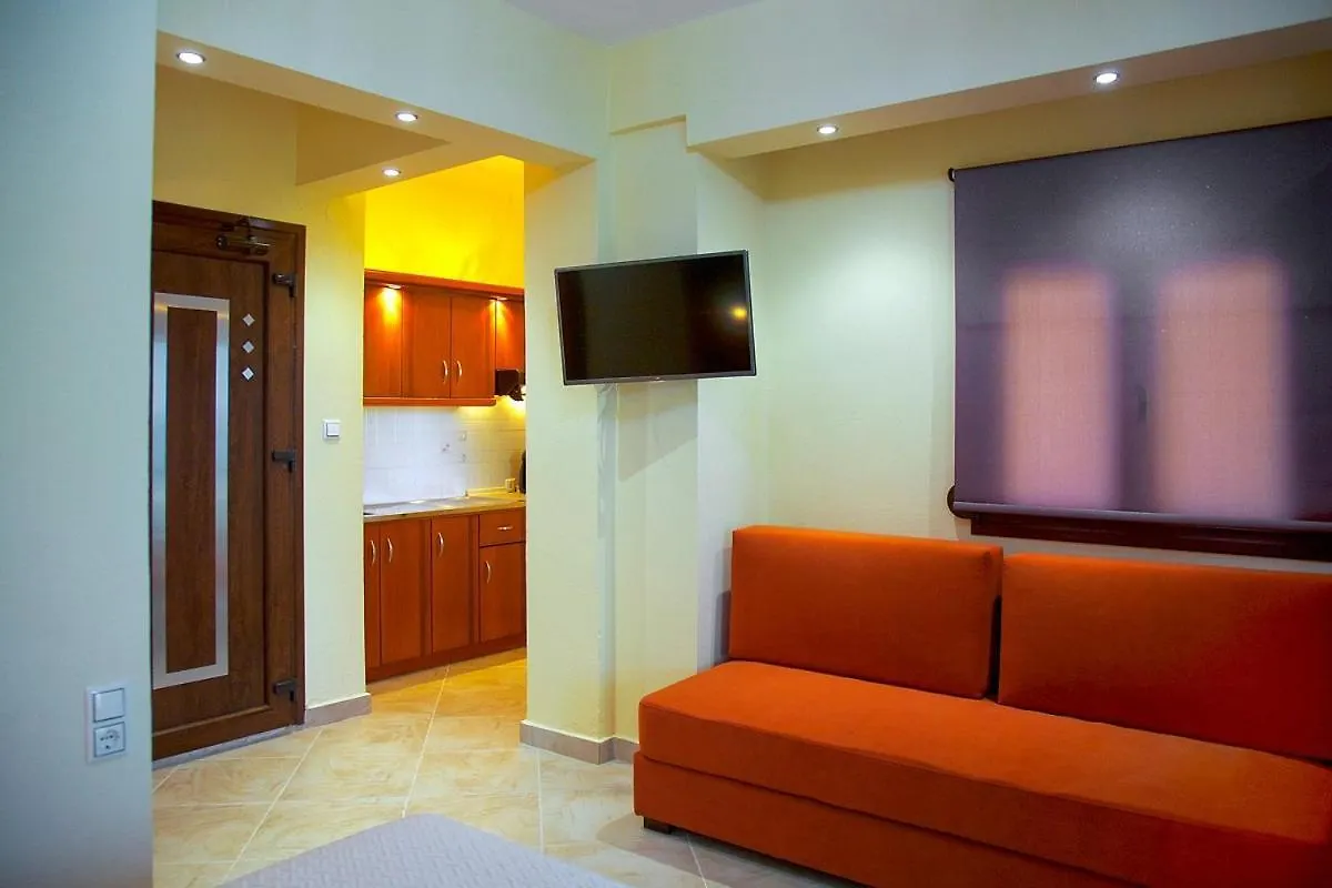 Stamos Apartments And Studios 보우르보우로우